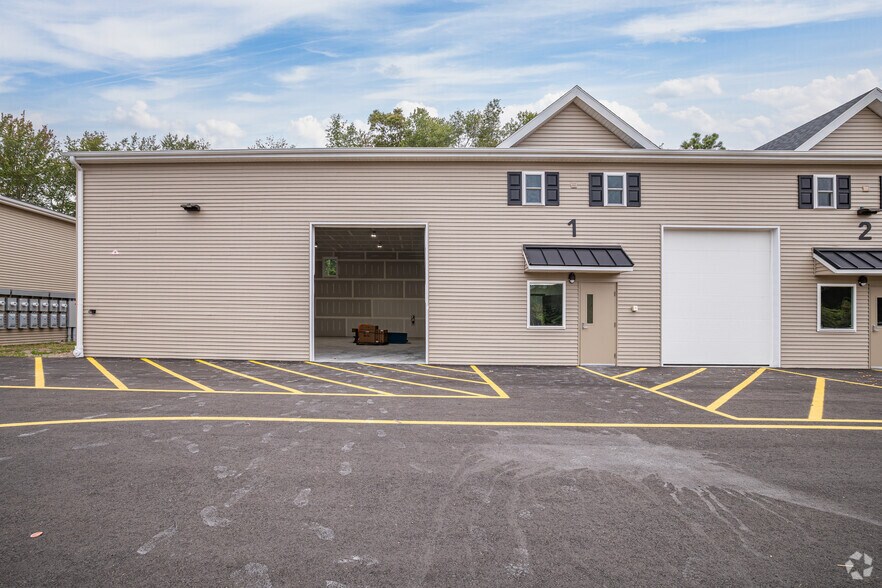 More Photos Of 310 Route 9, Waretown Flex For Lease