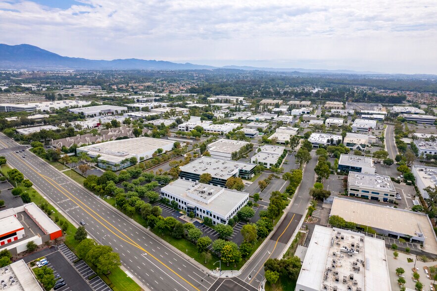 More Photos Of 8 Hughes, Irvine Office For Lease