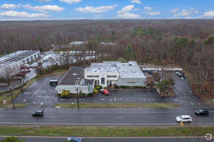 More Photos Of 371 Essex Rd, Tinton Falls Warehouse For Sale
