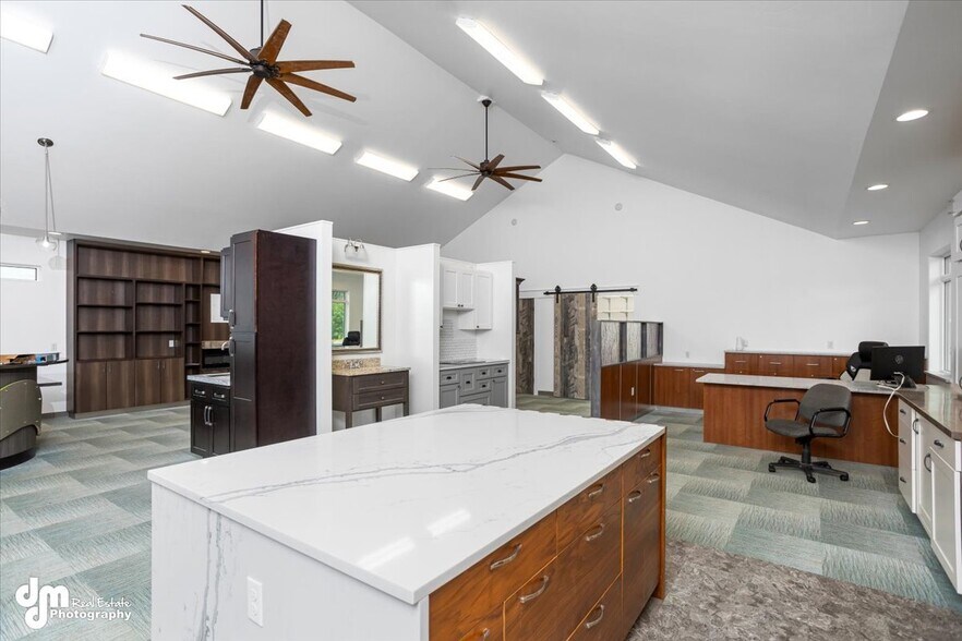 More Photos Of 740 Sylvan Rd, Wasilla Industrial For Sale