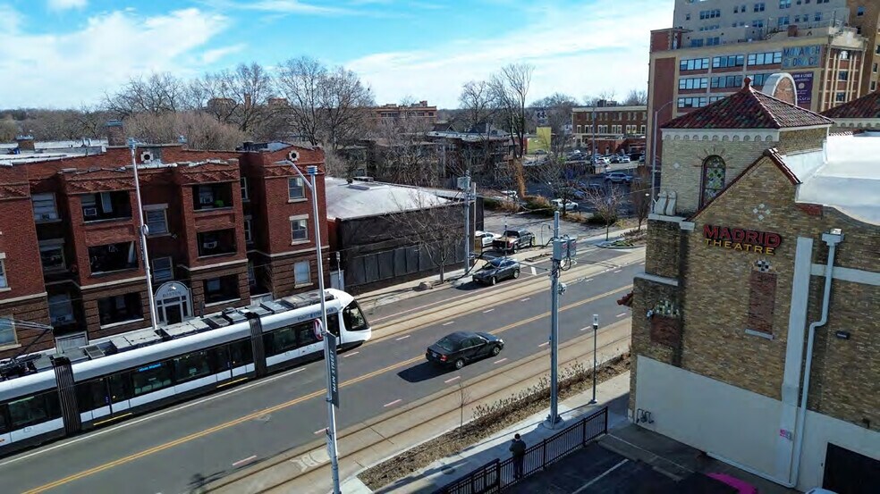 More Photos Of 3807 Main St, Kansas City Freestanding For Lease