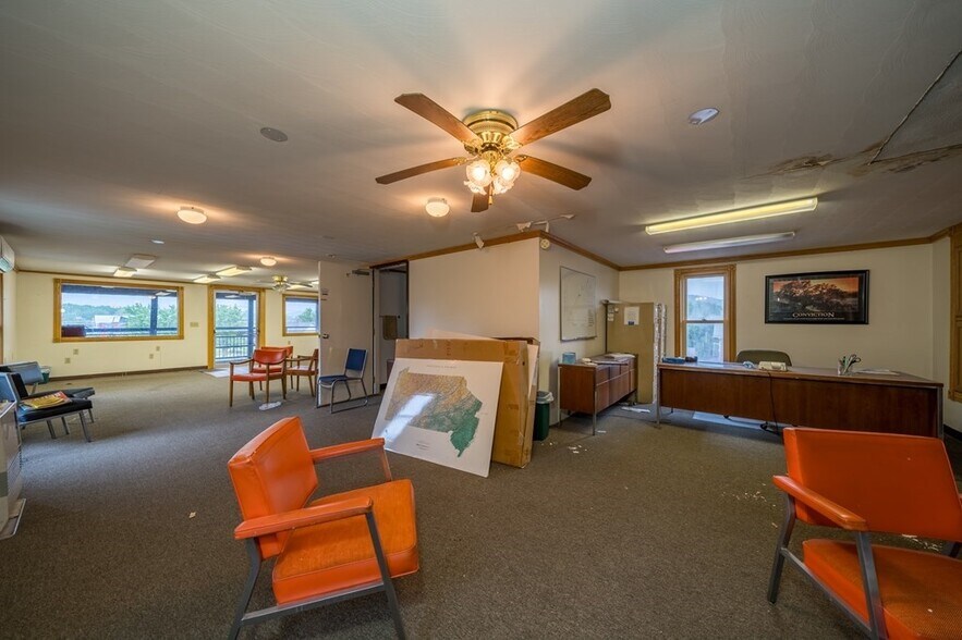 More Photos Of 318 N Elmer Ave, Sayre Unknown For Lease