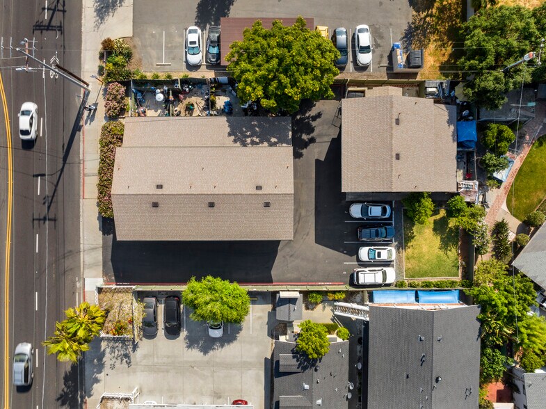 More Photos Of 318 E Washington Ave, Escondido Apartments For Sale