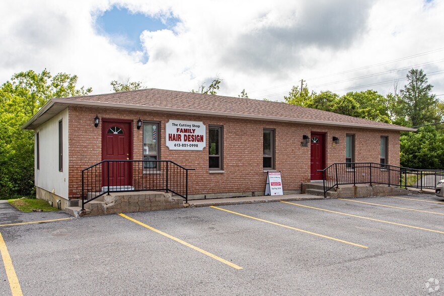 Primary Photo Of 1399 Ellsworth Lane, Ottawa Office For Lease