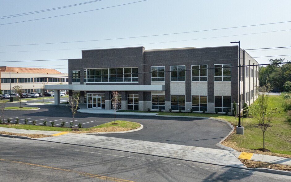 More Photos Of 521 Stonecrest Pky, Smyrna Medical For Lease