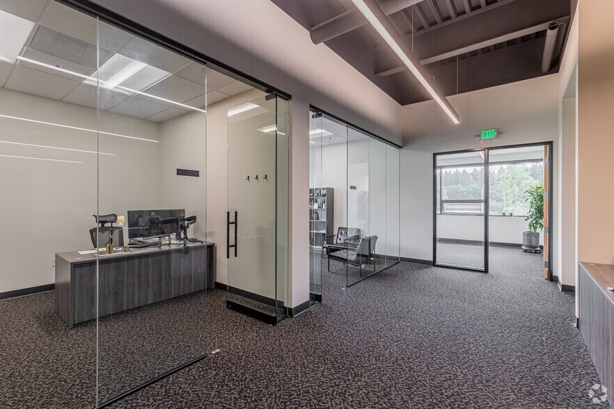 More Photos Of 6110 NE 152nd Ave, Vancouver Industrial For Sale