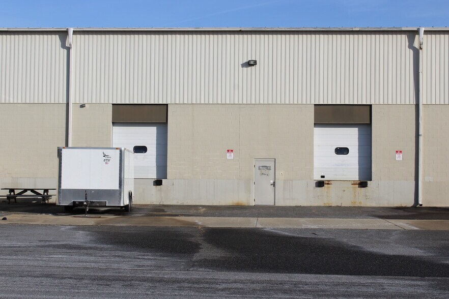 More Photos Of 1301 W Forest Grove Rd, Vineland Flex For Lease