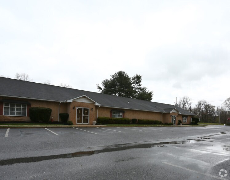 More Photos Of 2071 Route 130 S, Florence Medical For Sale