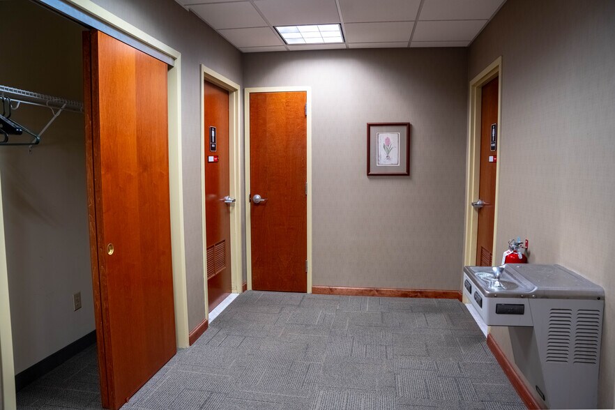 More Photos Of 1021 Watervliet Shaker Rd, Schenectady Office For Lease