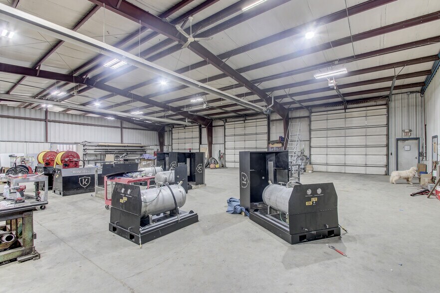 More Photos Of 6532 SW 44th St, Oklahoma City Service For Sale