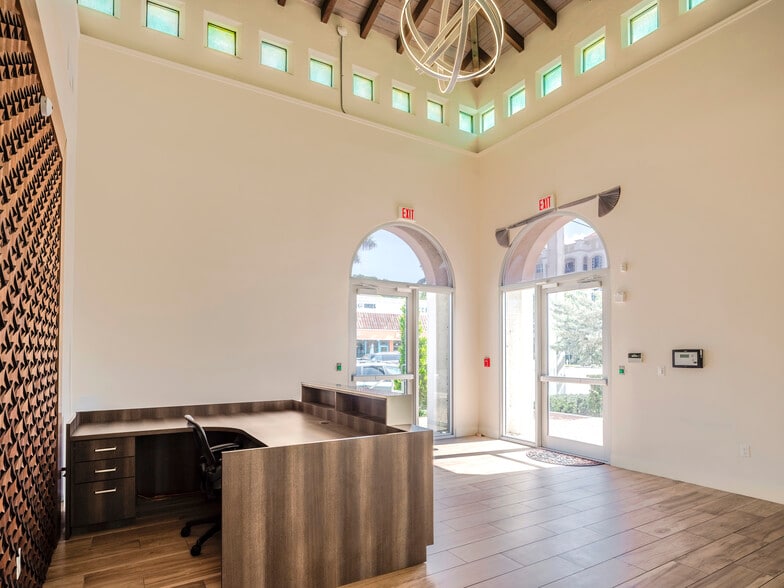 More Photos Of 880 E Palmetto Park Rd, Boca Raton Storefront Retail Office For Sale