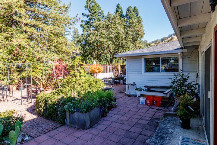 More Photos Of 1024 Mt View Blvd, Walnut Creek Assisted Living For Sale