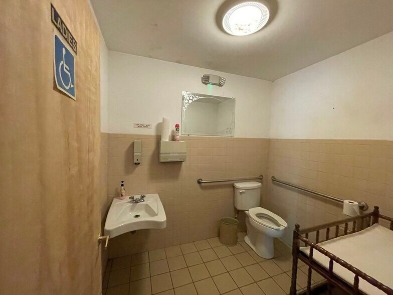 More Photos Of 1076 Roaring Brook, Conway Trailer Camper Park For Sale