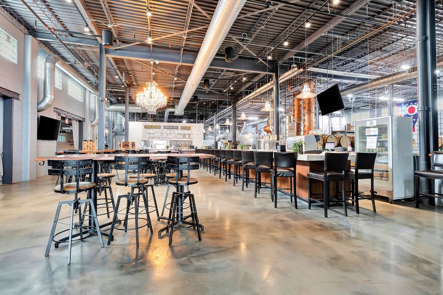 More Photos Of 3717 Jonlen Dr, Fairfax Flex For Lease