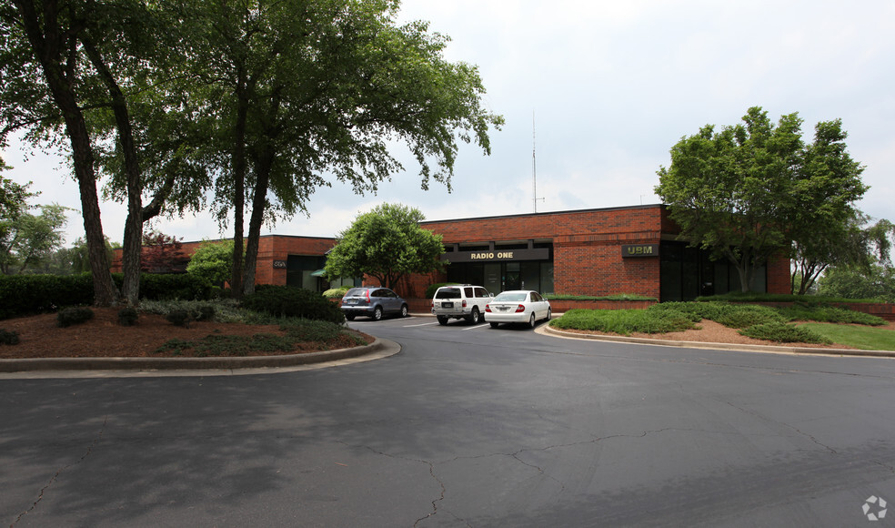 Primary Photo Of 4405 International Blvd, Norcross Flex For Lease