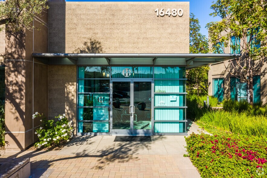 More Photos Of 16480 Bake Pky, Irvine Loft Creative Space For Lease