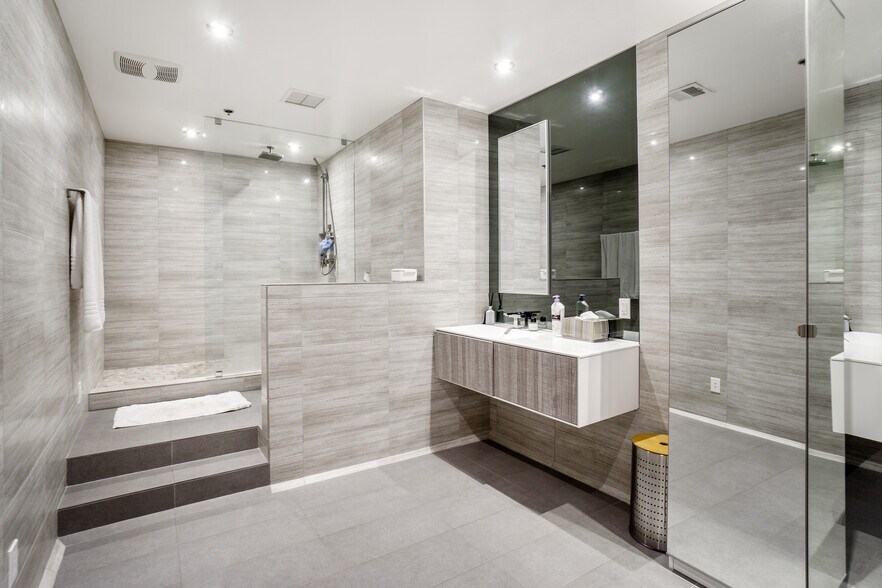 More Photos Of 17666 Fitch, Irvine Medical For Sale