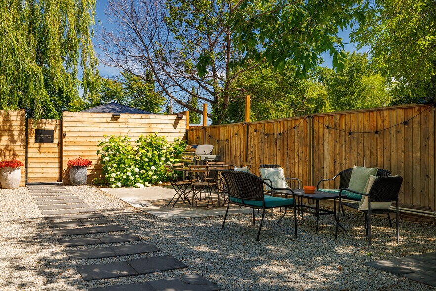 More Photos Of 4201 Skaha Lake Rd, Penticton Hotel For Sale