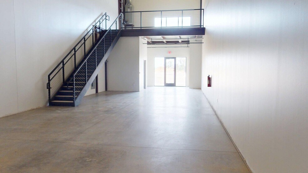 More Photos Of 3701 W State Highway 29, Georgetown Unknown For Lease