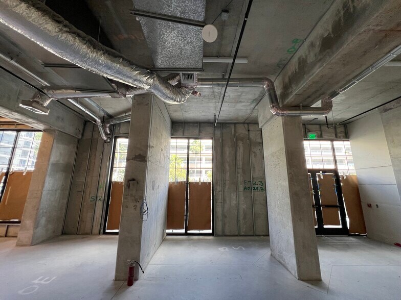More Photos Of 609 2nd St, West Palm Beach Apartments For Lease