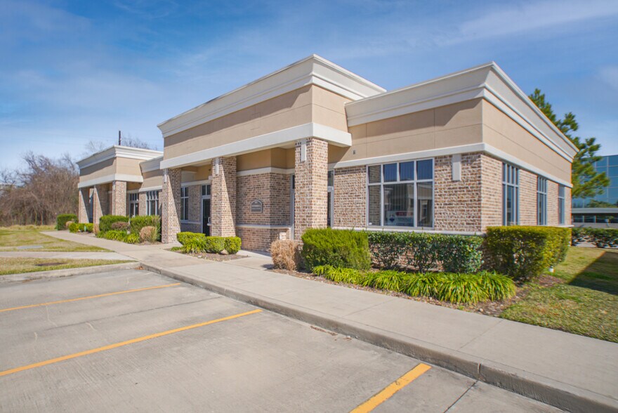 More Photos Of 16000 Park Ten Pl, Houston Office For Lease