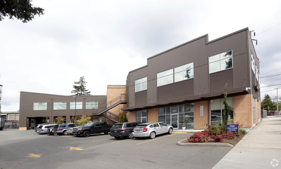 More Photos Of 20011 Ballinger Way NE, Shoreline Office For Lease