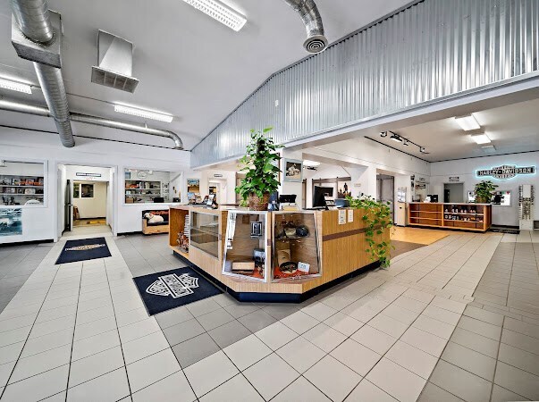 More Photos Of 908 W 3rd St, Big Spring Auto Dealership For Sale