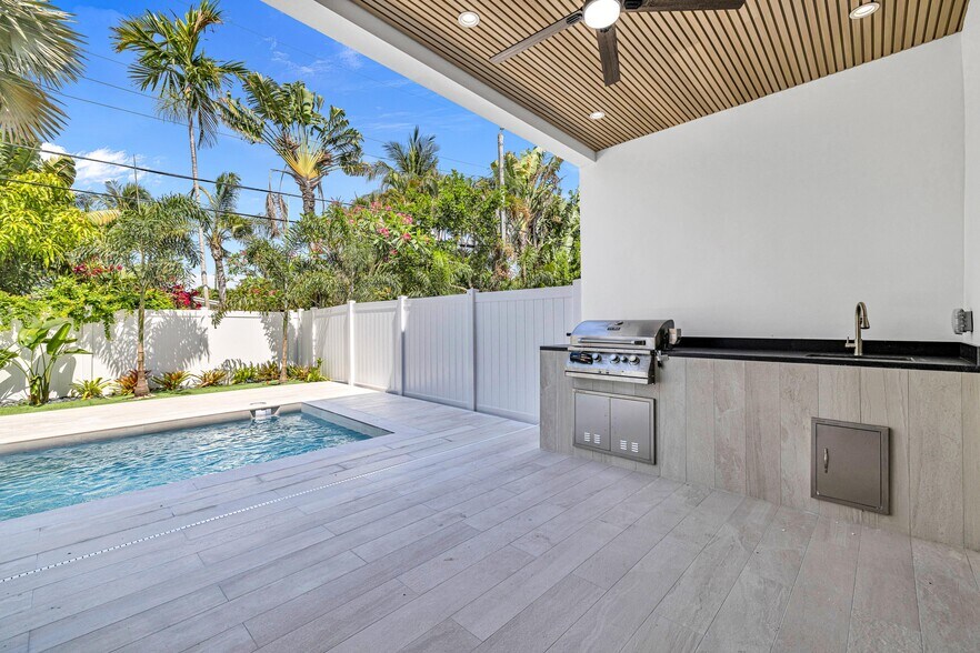More Photos Of 1233 NE 12th Ave, Fort Lauderdale Apartments For Sale