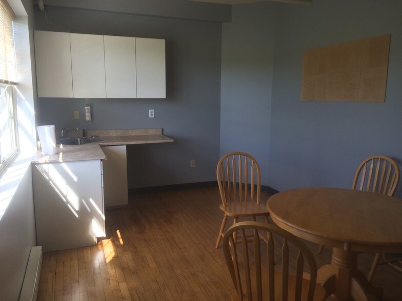 More Photos Of 264 Botsford St, Moncton Office For Lease