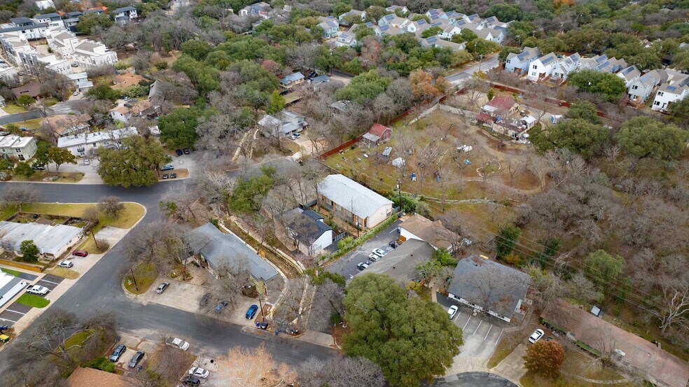 More Photos Of 1911 Lightsey Rd, Austin Apartments For Sale