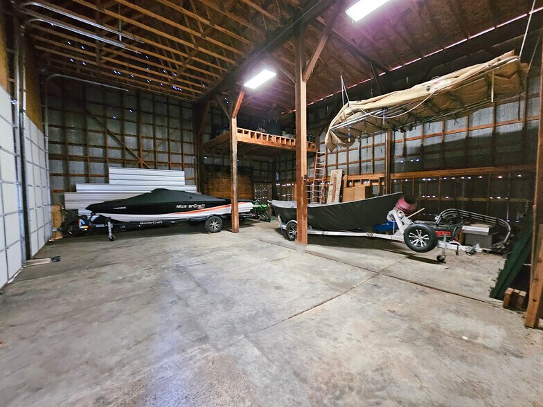 More Photos Of 10 S Commercial St, Cambridge Warehouse For Sale