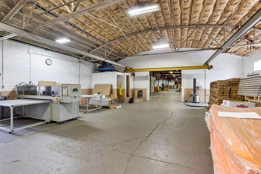 More Photos Of 2591 Harrison Rd, Columbus Warehouse For Sale