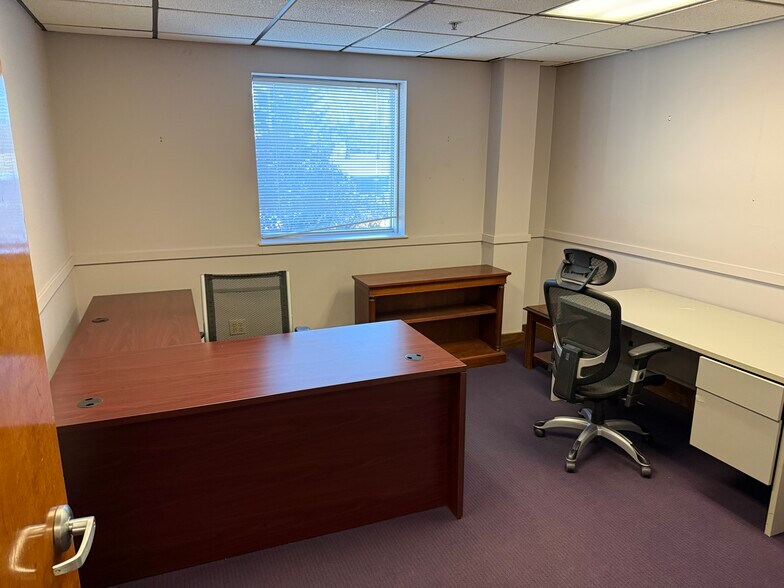 More Photos Of 1200 Conroy Pl, Easton Office For Lease