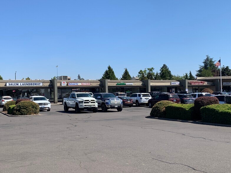 More Photos Of 3052-3090 Lancaster Dr NE, Salem Freestanding For Lease