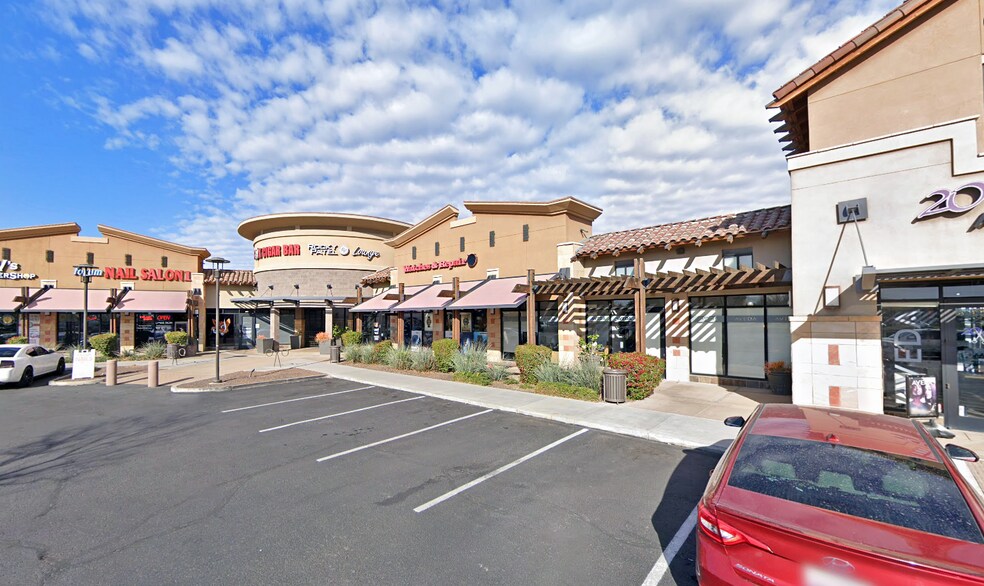 More Photos Of 1490 E Williams Field Rd, Gilbert Storefront For Lease