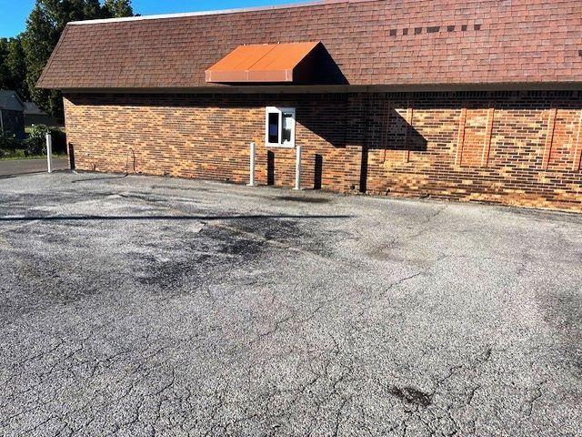 More Photos Of 2009 S 7th St, Hickman General Retail For Sale