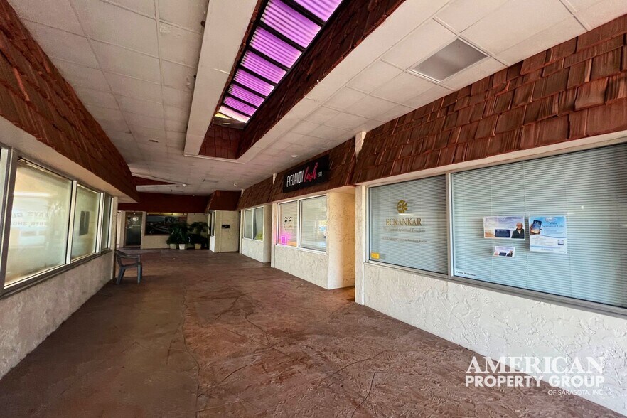 More Photos Of 3650 Webber St, Sarasota Unknown For Lease