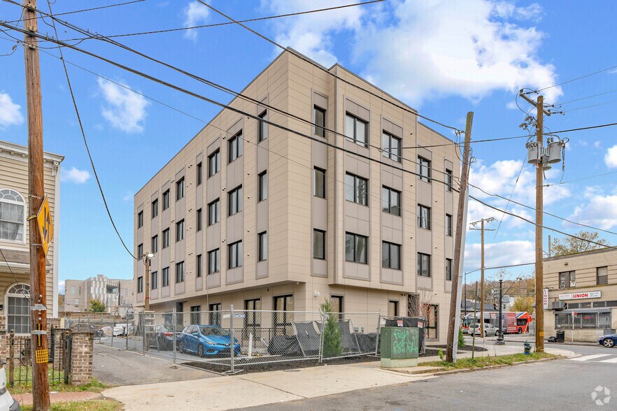 More Photos Of 1600 Good Hope Rd SE, Washington Apartments For Sale