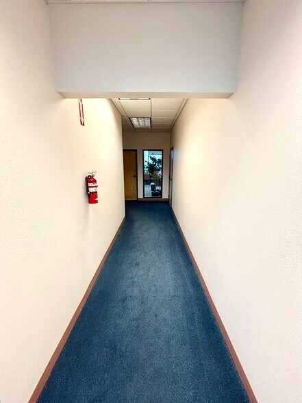 More Photos Of 1555 E McAndrews Rd, Medford Medical For Lease