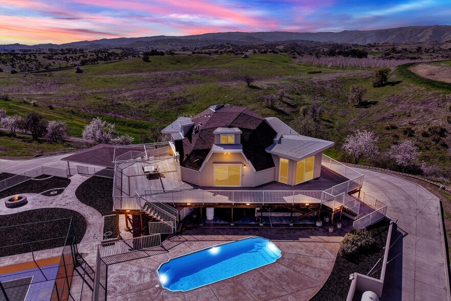 More Photos Of 8560 Holmes Ln, Winters Specialty For Sale