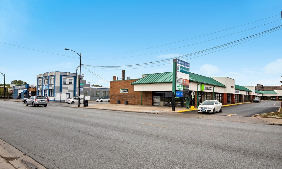 More Photos Of 4756 S Kedzie Ave, Chicago Storefront For Sale