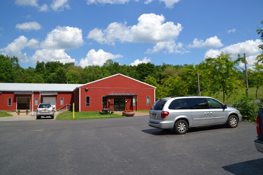 More Photos Of 2060 O'Neill Rd, Macedon Warehouse For Sale