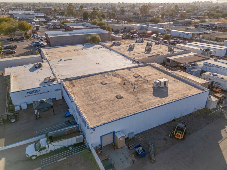 More Photos Of 655 W Cottonwood Ln, Casa Grande Showroom For Sale