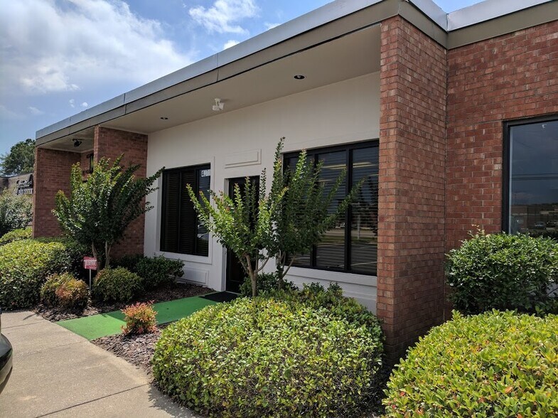 More Photos Of 4336 Fayetteville Rd, Lumberton Office For Lease