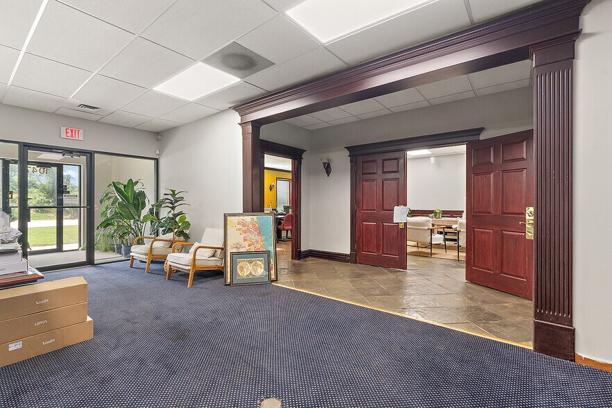 More Photos Of 10470 164th Pl, Orland Park Office Residential For Sale