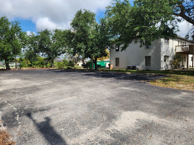 More Photos Of 3922 Del Prado Blvd S, Cape Coral Restaurant For Lease