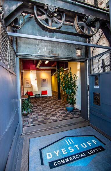 More Photos Of 2459 Wilkinson Blvd, Charlotte Loft Creative Space For Lease