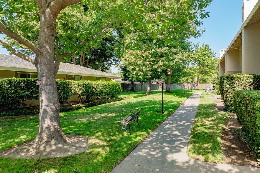 More Photos Of 6290 Fennwood Ct, Sacramento Apartments For Sale