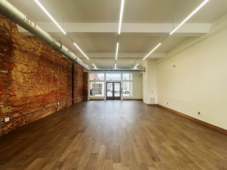 More Photos Of 43-45 W Market St, York Storefront Retail Residential For Sale