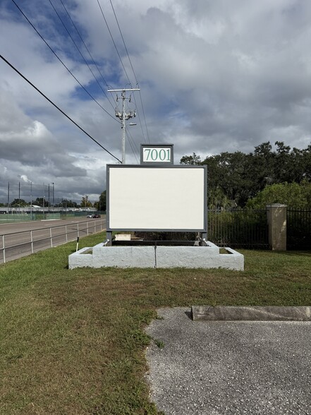 More Photos Of 7001 NW Temple Terrace Hwy, Tampa Light Distribution For Lease